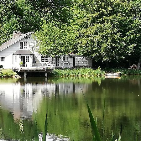 La Maison Du Lac Cul-des-Sarts Екстериор снимка